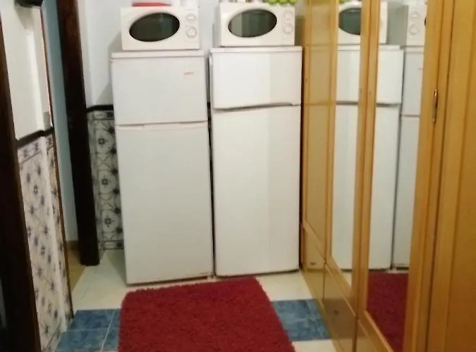 Quartos Lazarino 3* Nazaré